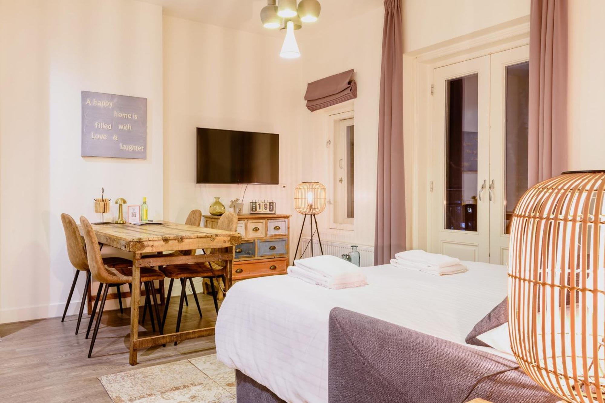 Hotel Oranjestaete Nijmegen Luaran gambar